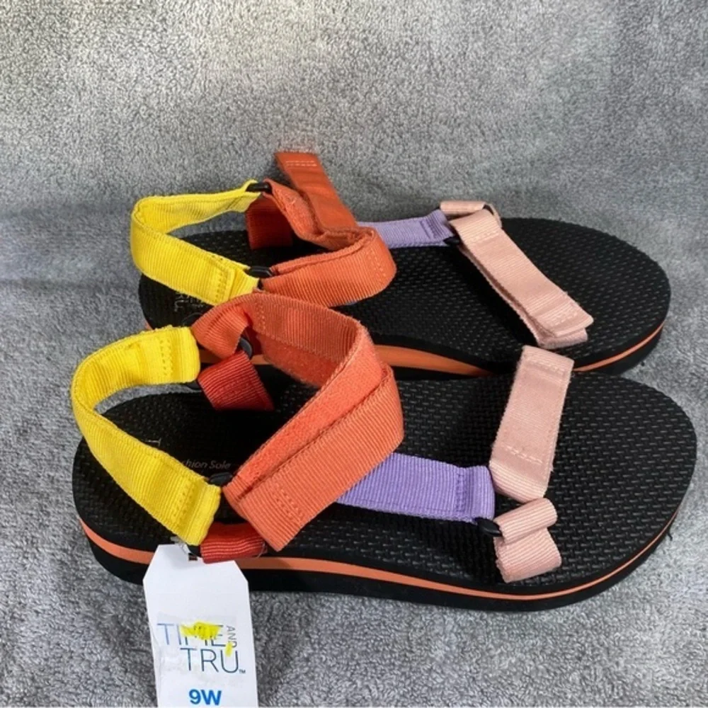 Time And Tru Shoes‎ Women’s Sandal’s Size 9W New With Tags